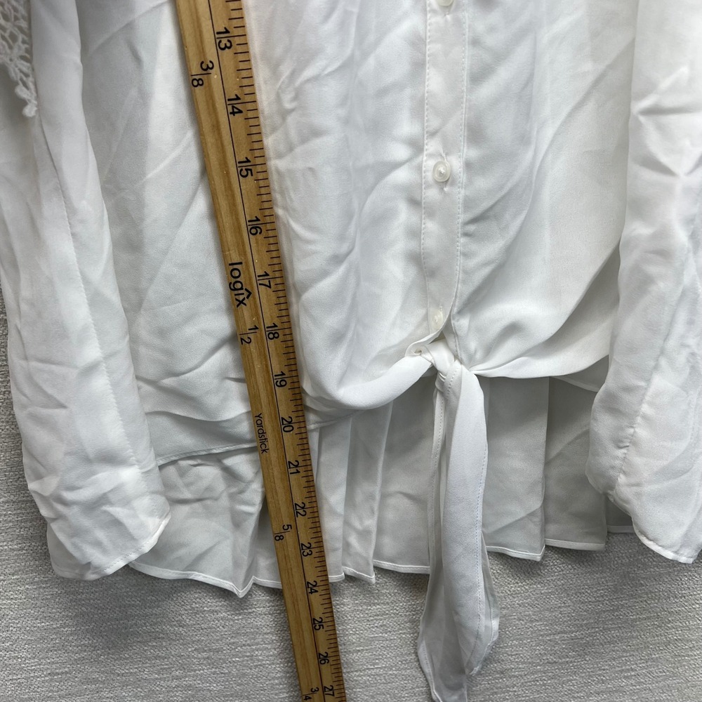 Victoria's Secret Blouse Womens Medium White Crochet Lace Flutter Tie Front Top - Picture 5 of 10